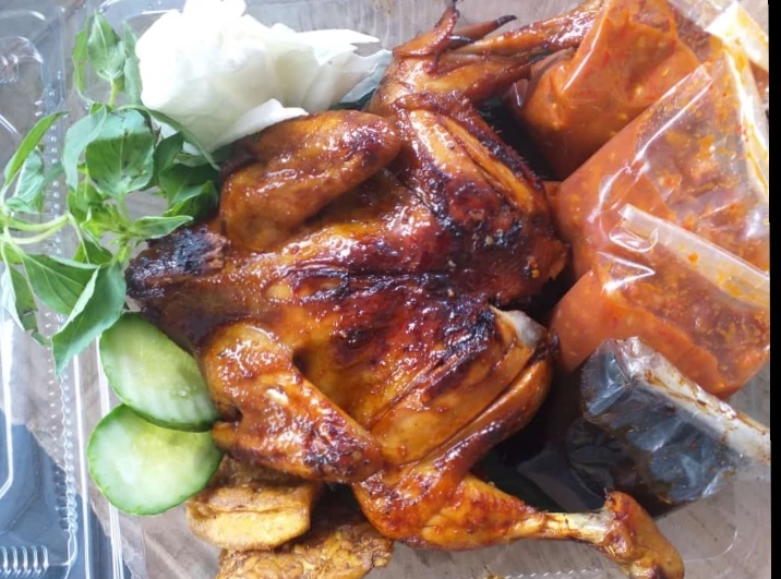 Ayam Bakar Madu utuh 1 ekor