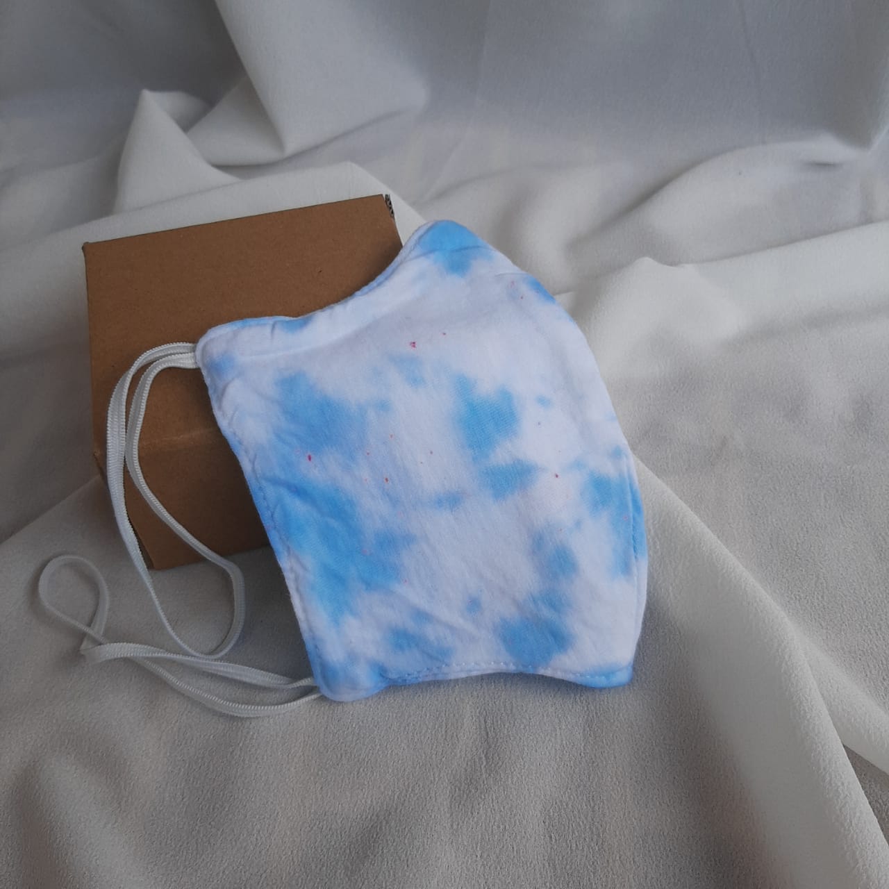 Cinderella Tie Dye Masker Hijab Edition
