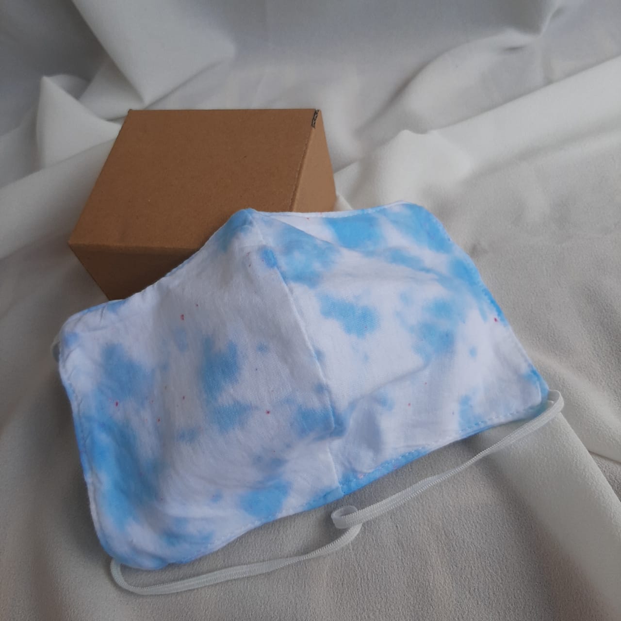 Cinderella Tie Dye Masker Hijab Edition