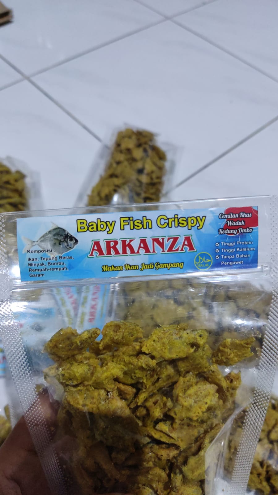 ARKANZA CRISPY BABY FISH 100 GR