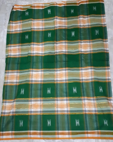 Kain Sarung Tenun Tradisional Asli Buatan Tangan khas Buton SUlawesi Tenggara warna campuran hijau p